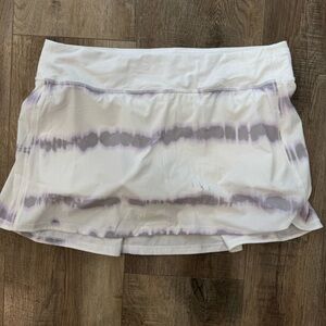 Lululemon white and purple skirt size 12